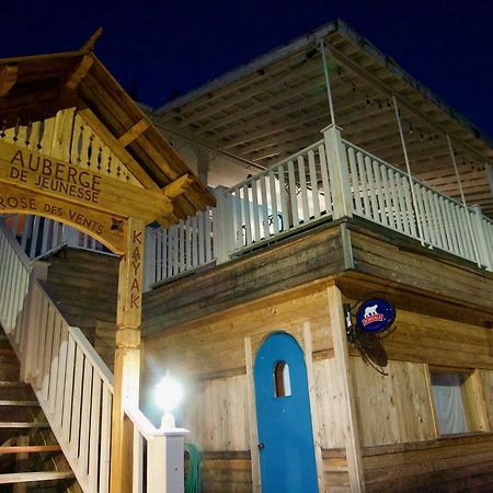Auberge Aventure Rose Des Vents Sainte-Rose-du-Nord Exterior photo